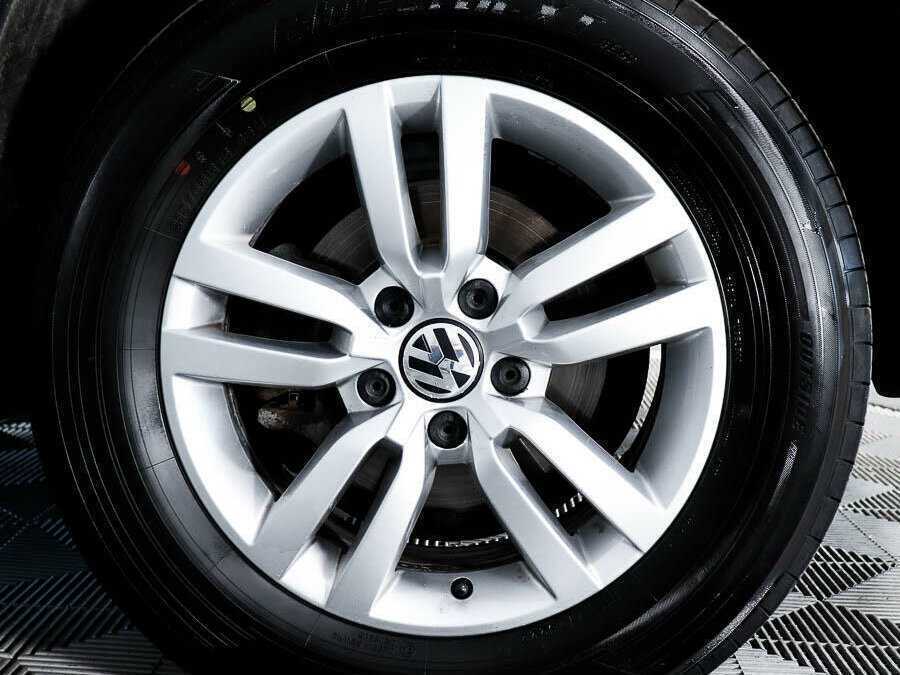Купить Volkswagen Tiguan с пробегом. Фото: #16