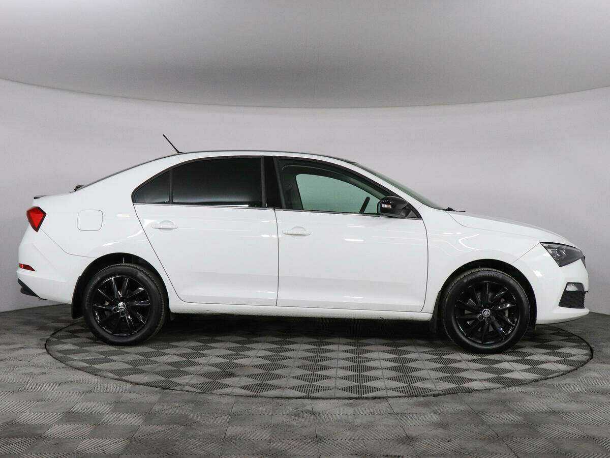 Купить Skoda Rapid с пробегом. Фото: #3