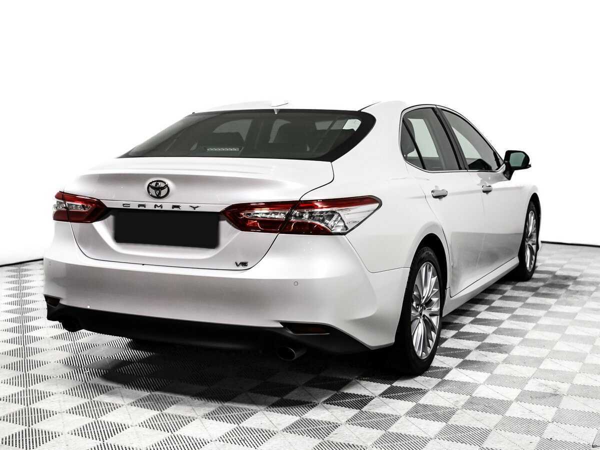 Купить Toyota Camry с пробегом. Фото: #4
