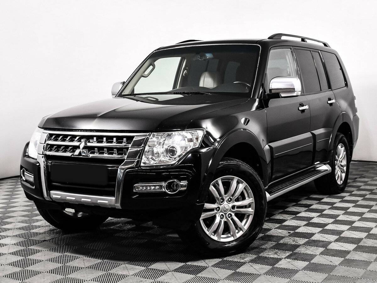 Купить Mitsubishi Pajero с пробегом. Посмотреть фото