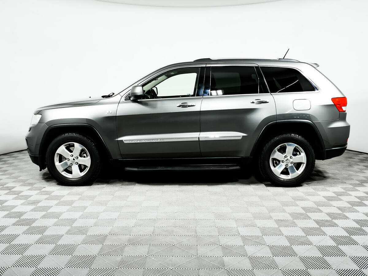 Купить Jeep Grand Cherokee с пробегом. Фото: #7