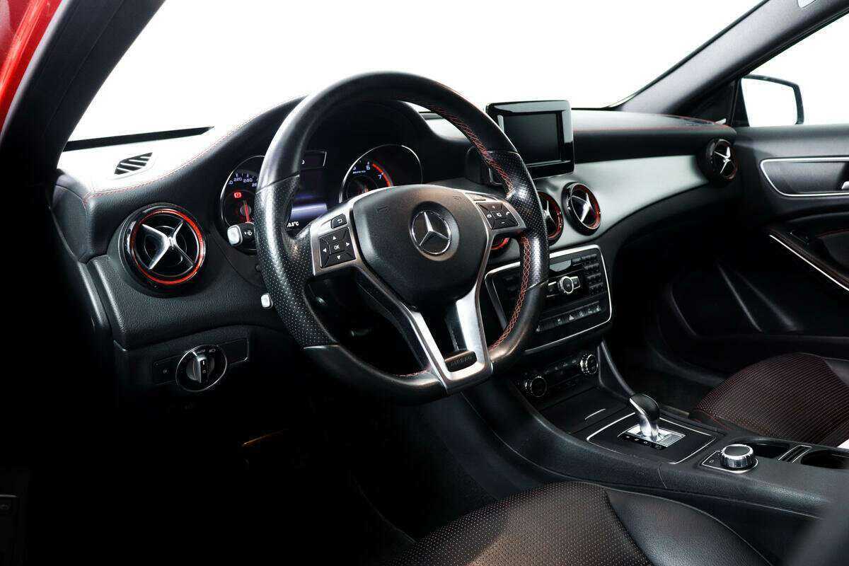 Купить Mercedes-Benz GLA AMG с пробегом. Фото: #12
