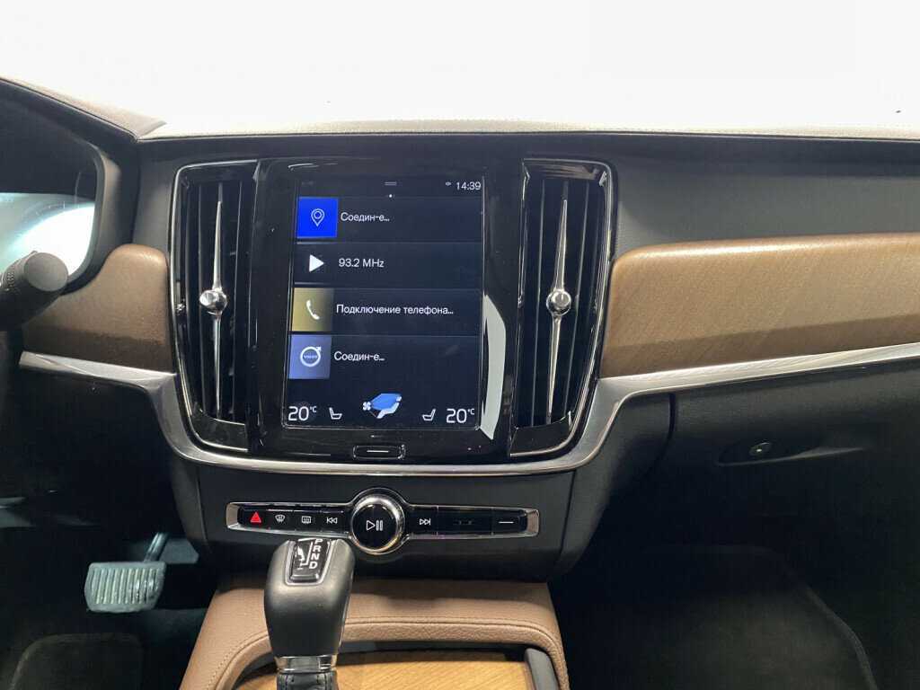 Купить Volvo S90 с пробегом. Фото: #9