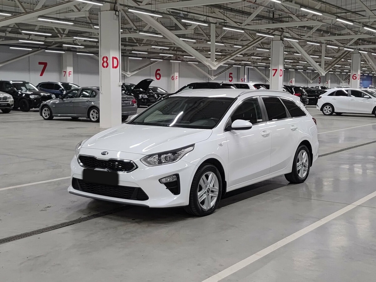 Купить Kia Ceed с пробегом. Фото: #0