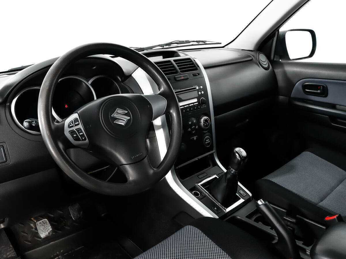 Купить Suzuki Grand Vitara с пробегом. Фото: #8