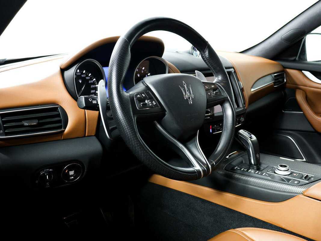 Купить Maserati Levante с пробегом. Фото: #12