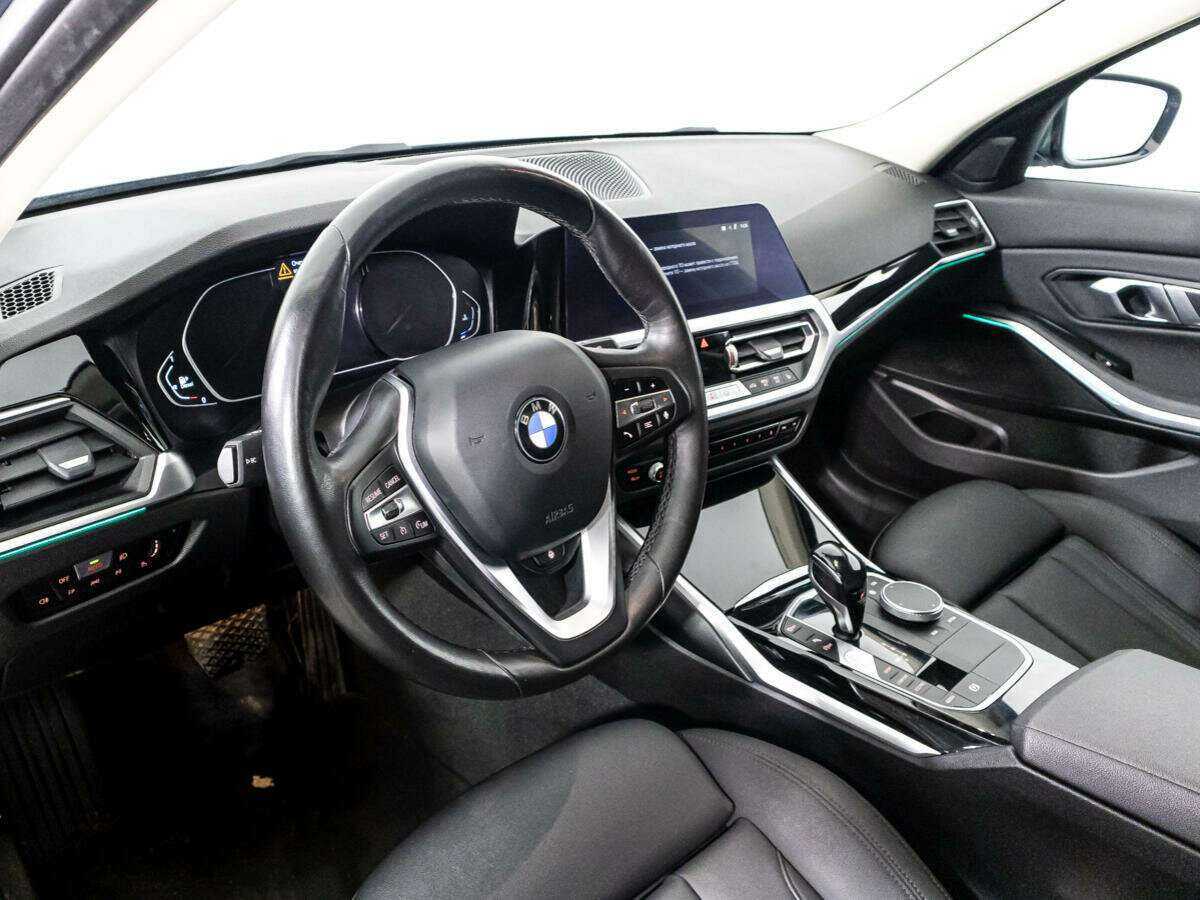 Купить BMW 3 серии с пробегом. Фото: #10