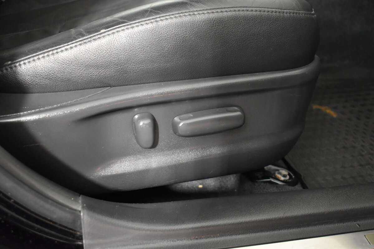 Купить Toyota Camry с пробегом. Фото: #8