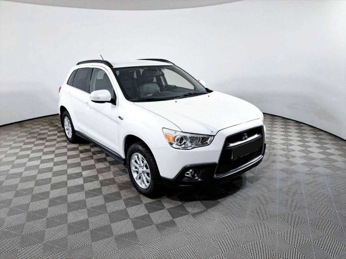 Купить Mitsubishi ASX с пробегом. Фото: #2