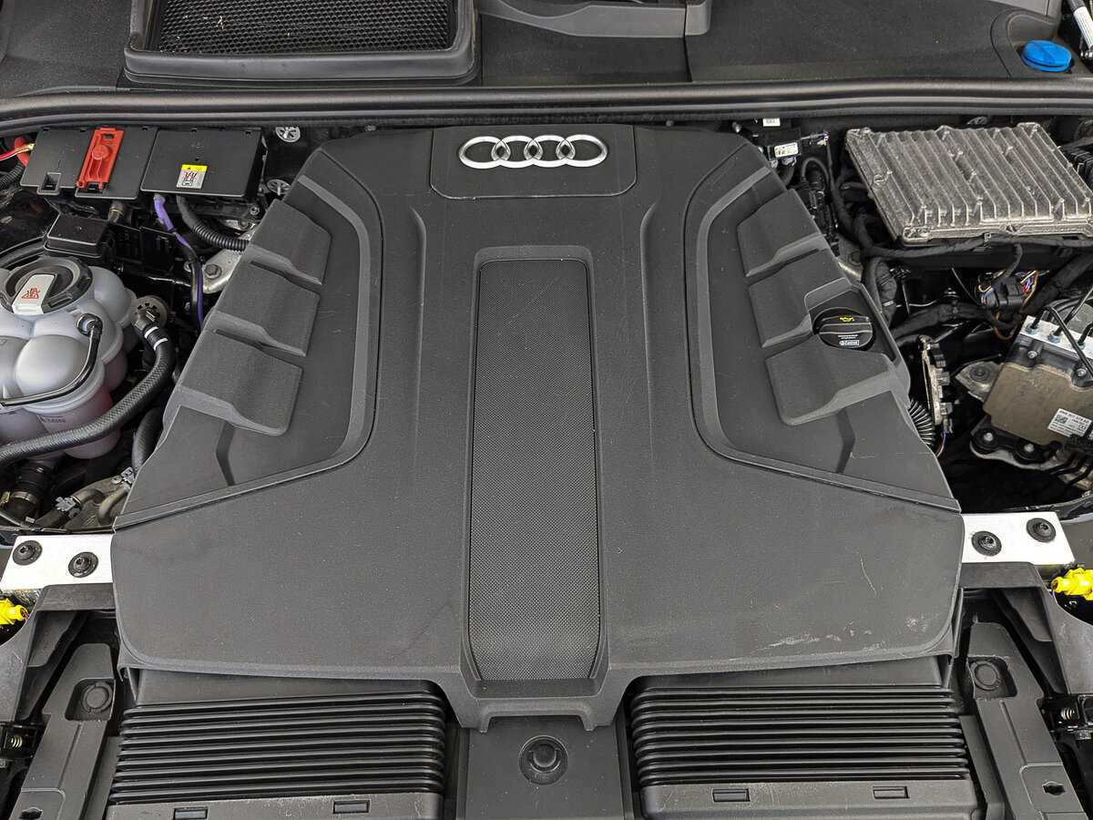 Купить Audi Q7 с пробегом. Фото: #8