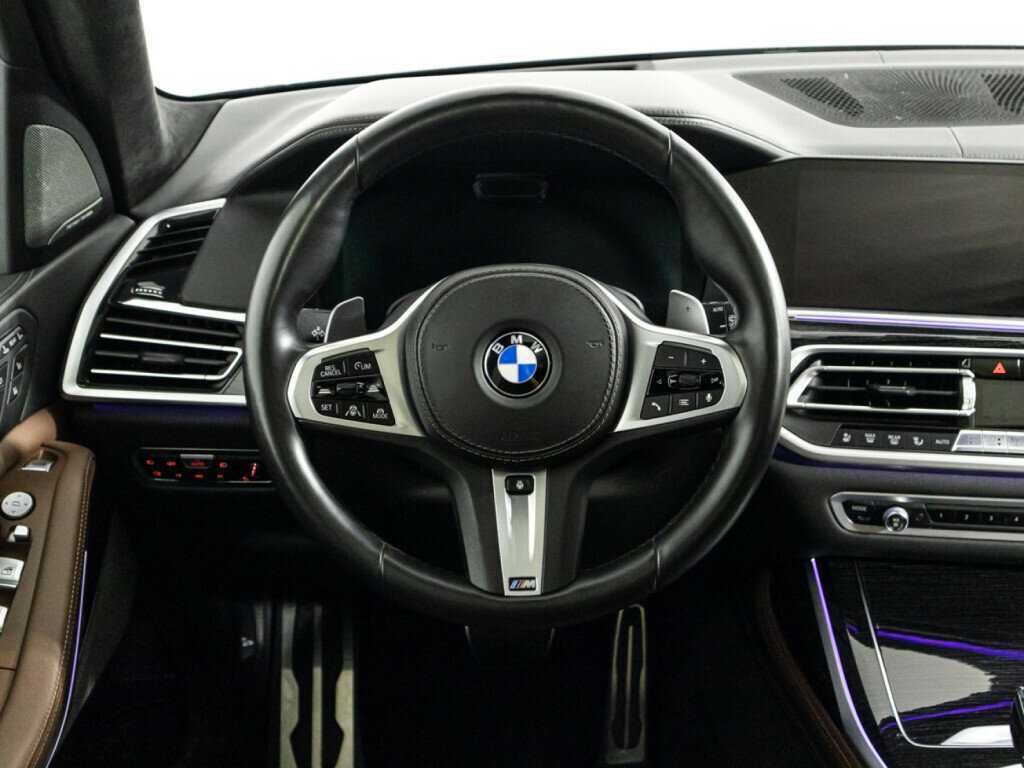 Купить BMW X7 с пробегом. Фото: #32