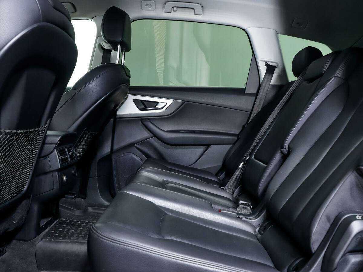 Купить Audi Q7 с пробегом. Фото: #8