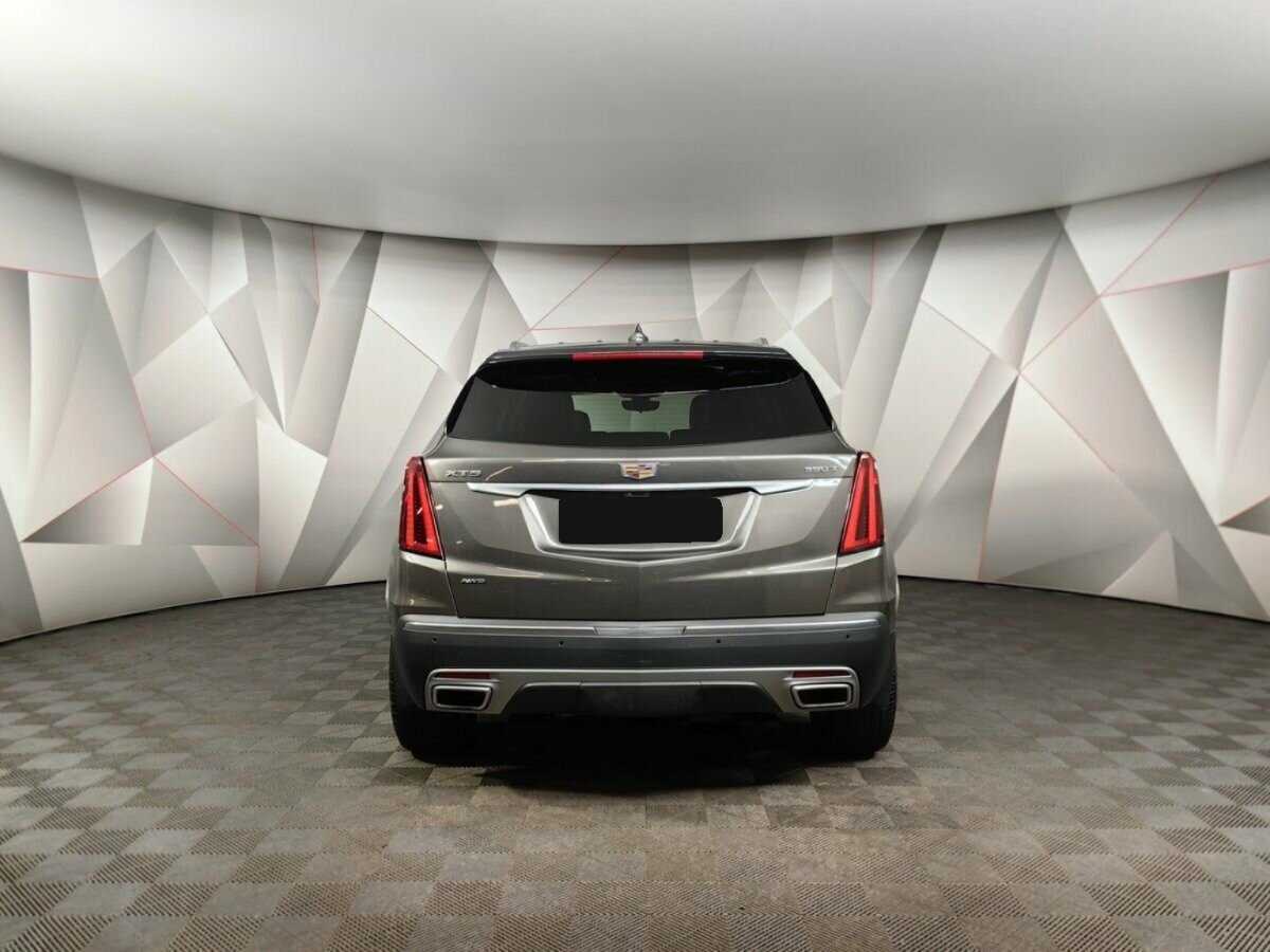 Купить Cadillac XT5 с пробегом. Фото: #7