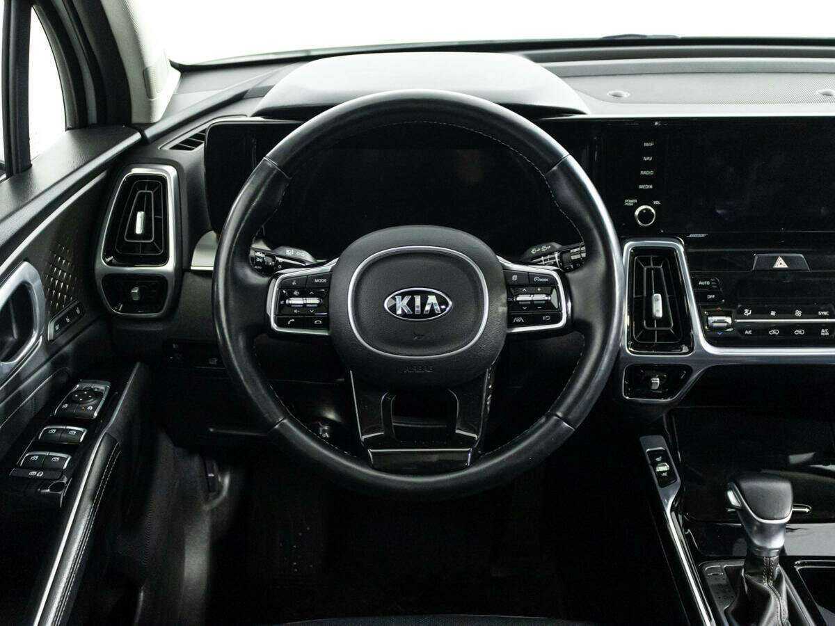 Купить Kia Sorento с пробегом. Фото: #26