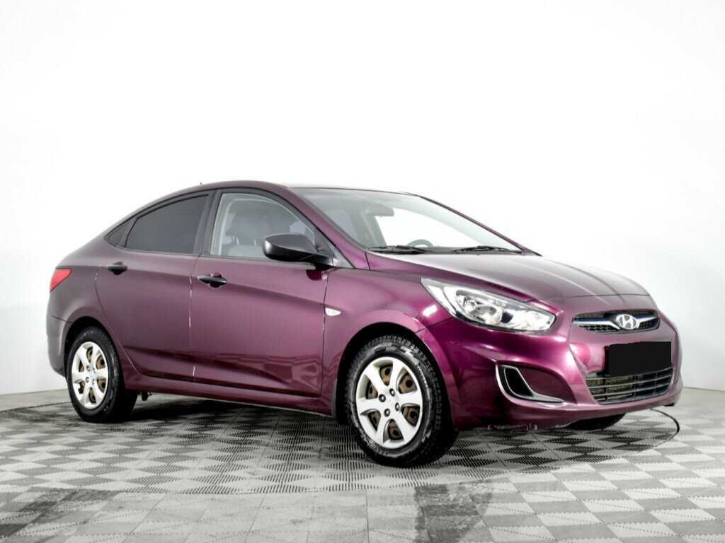 Купить Hyundai Solaris с пробегом. Фото: #2
