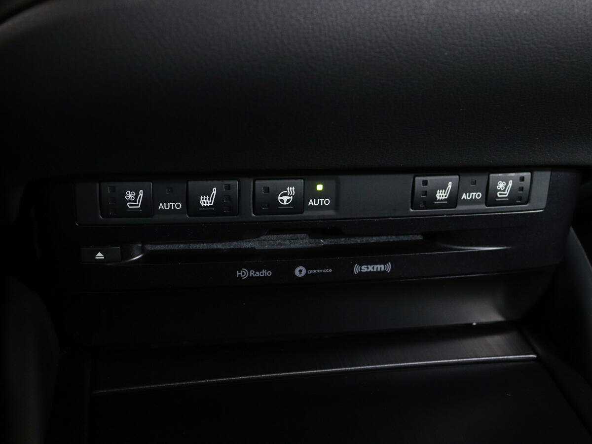 Купить Lexus ES с пробегом. Фото: #20