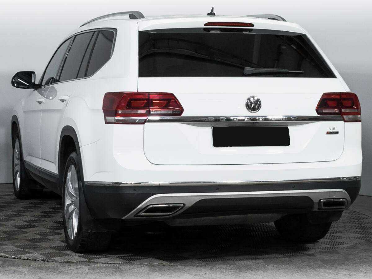 Купить Volkswagen Teramont с пробегом. Фото: #5