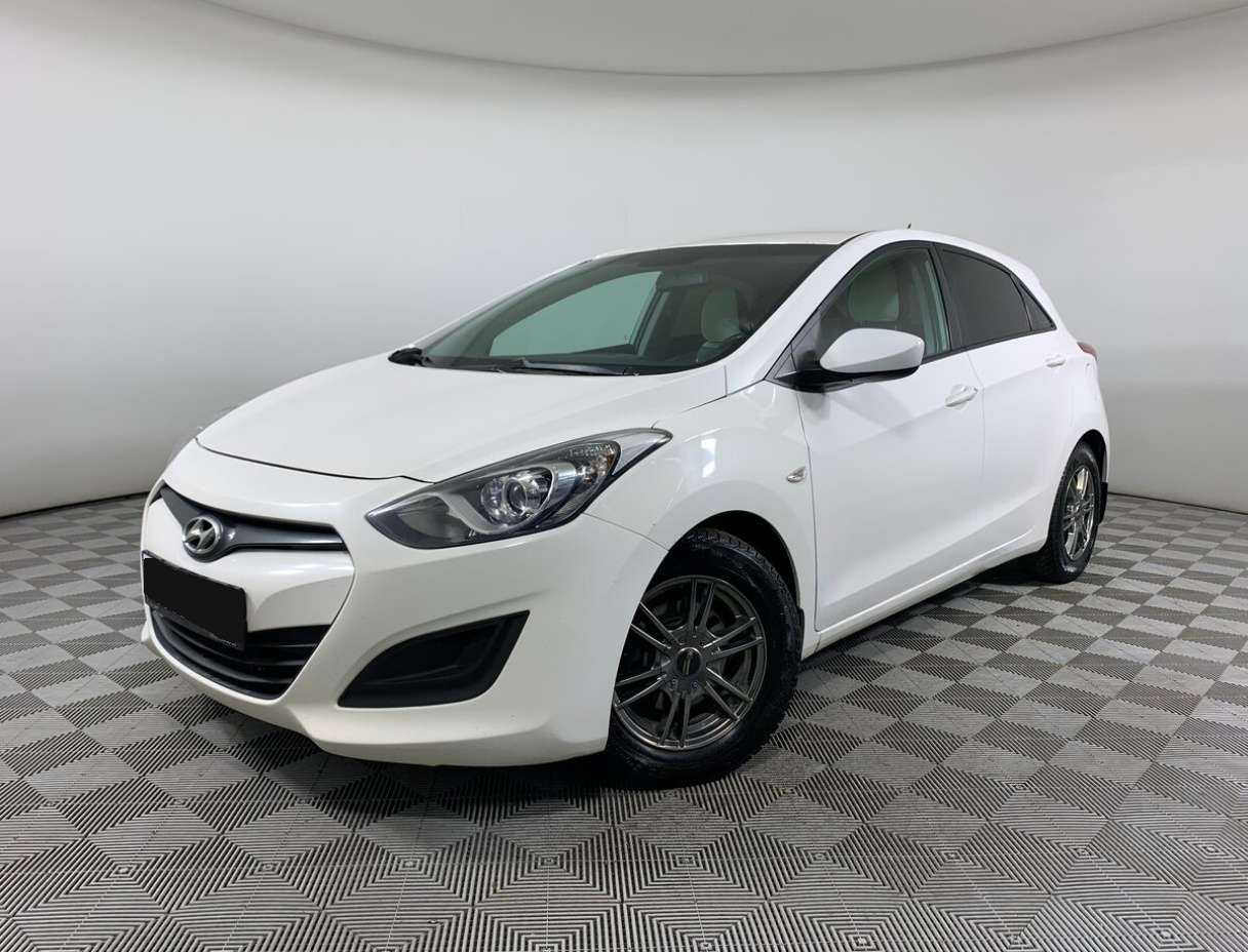 Купить Hyundai i30 с пробегом. Посмотреть фото