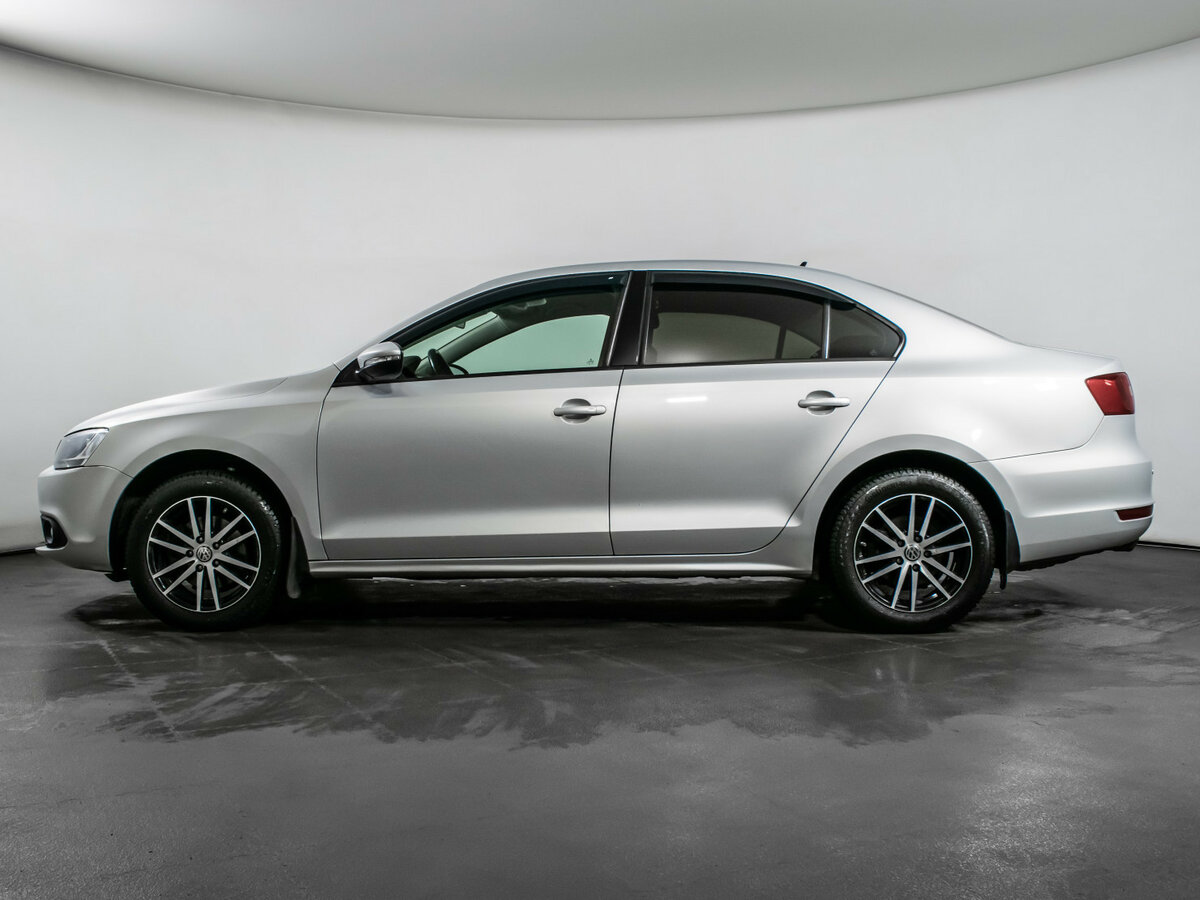 Купить Volkswagen Jetta с пробегом. Фото: #7