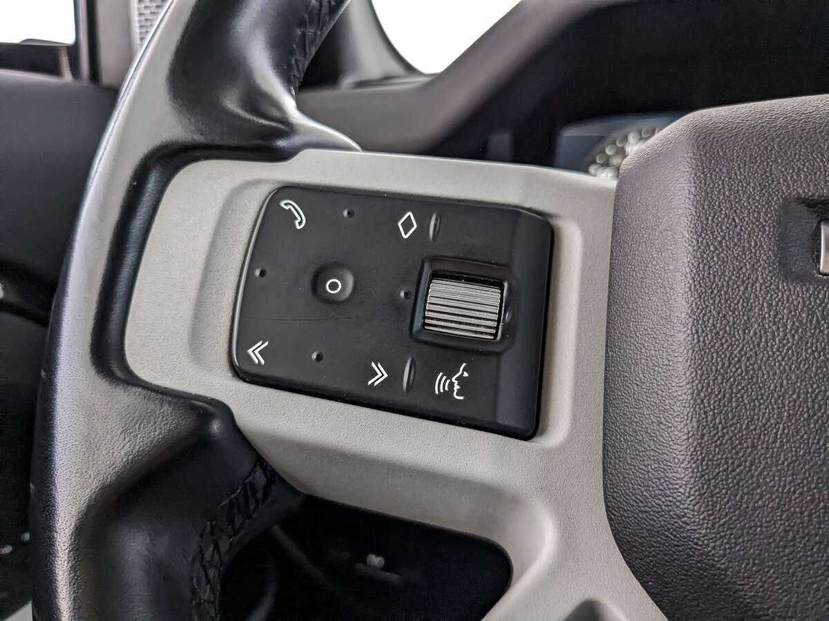Купить Land Rover Defender с пробегом. Фото: #22