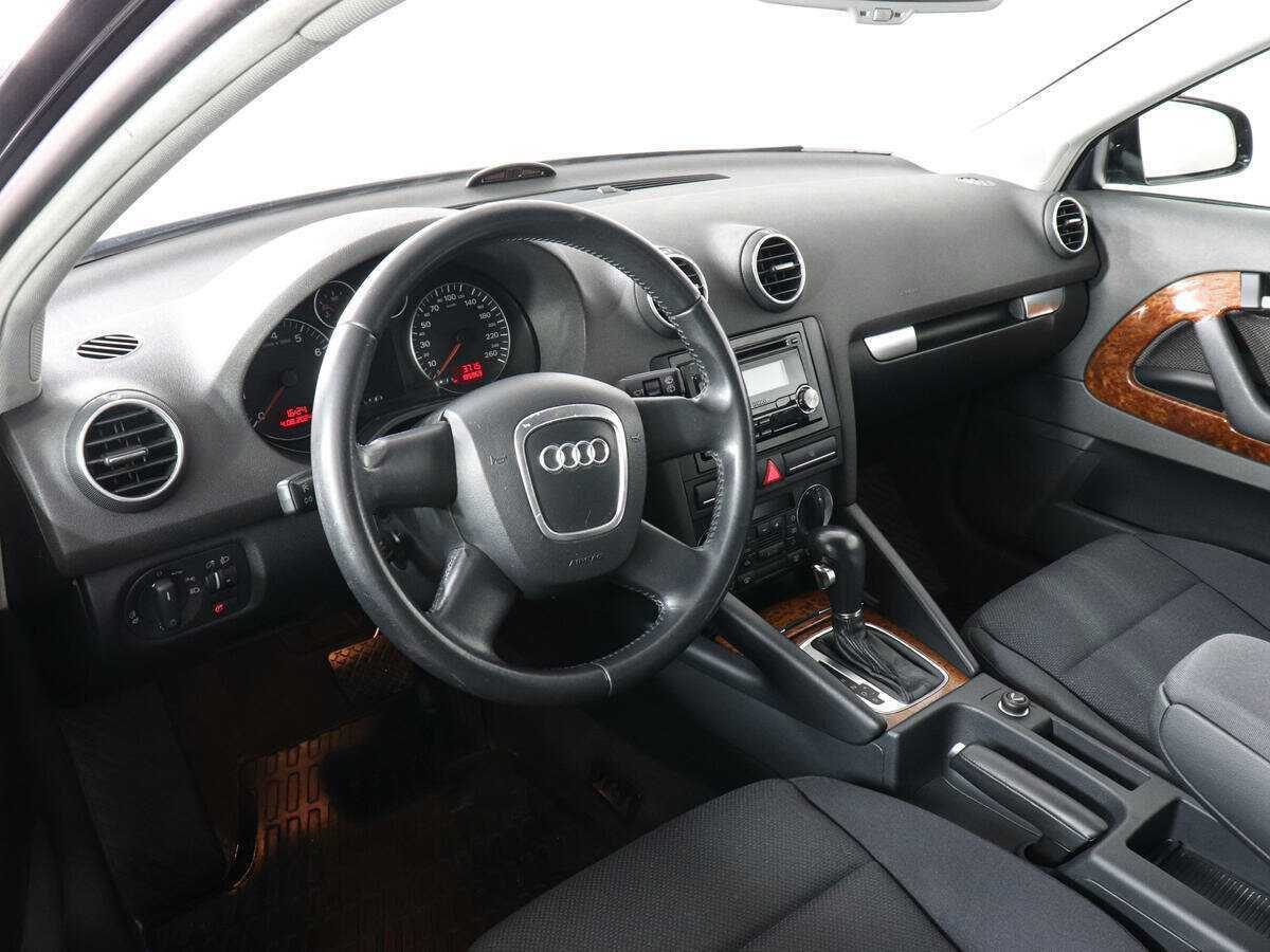 Купить Audi A3 с пробегом. Фото: #4