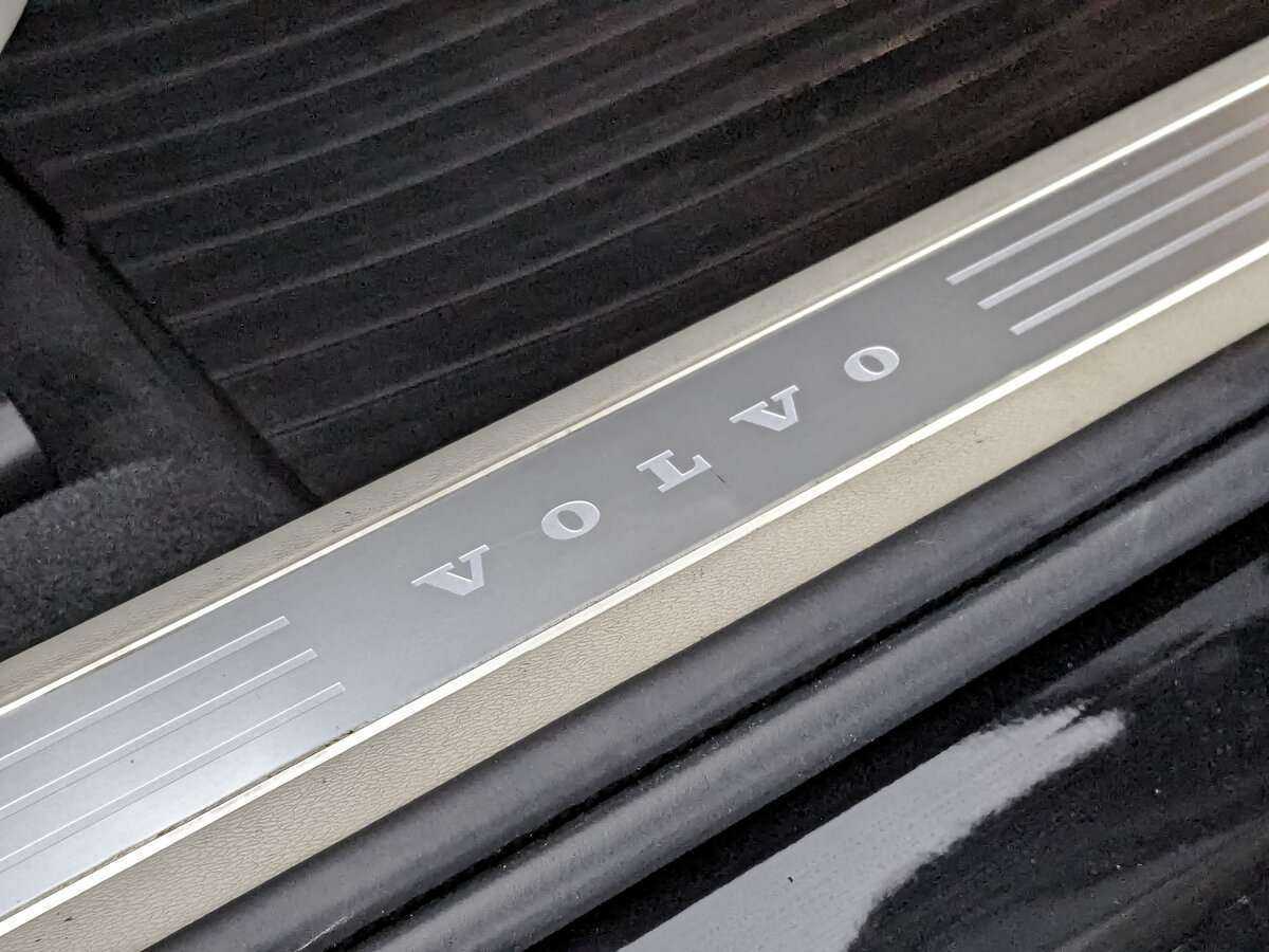 Купить Volvo S90 с пробегом. Фото: #25