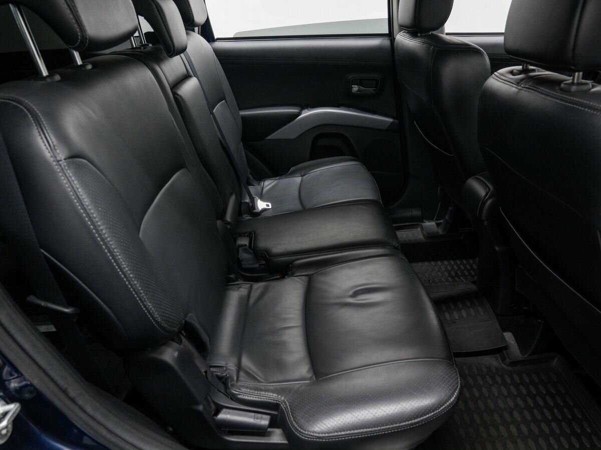 Купить Mitsubishi Outlander с пробегом. Фото: #8
