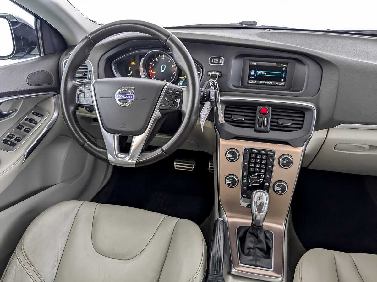 Купить Volvo V40 с пробегом. Фото: #29