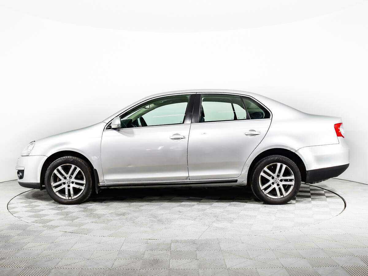 Купить Volkswagen Jetta с пробегом. Фото: #7