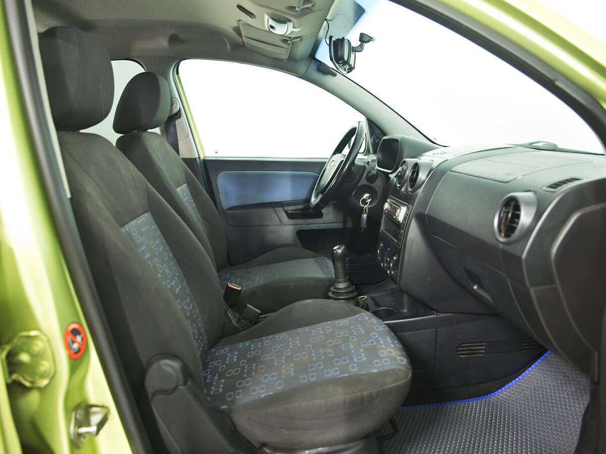 Купить Ford Fusion с пробегом. Фото: #10