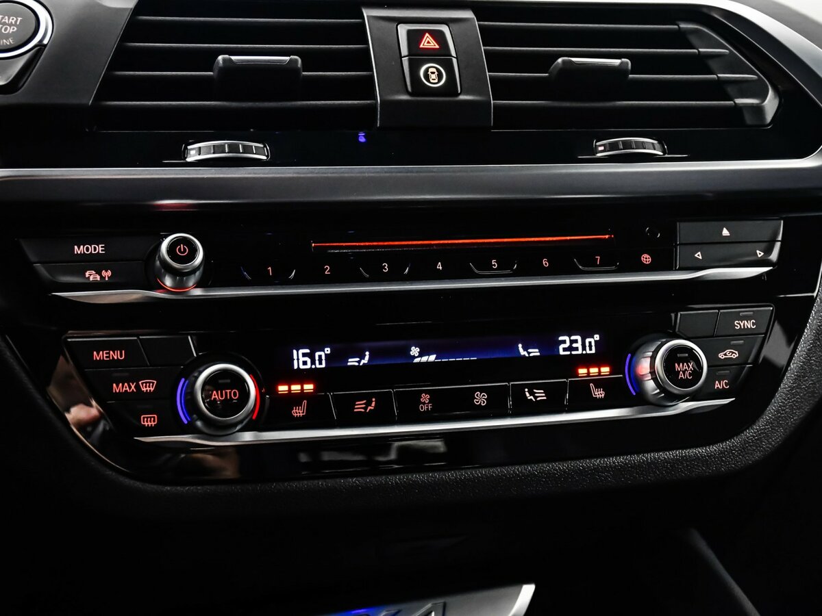 Купить BMW X4 с пробегом. Фото: #12