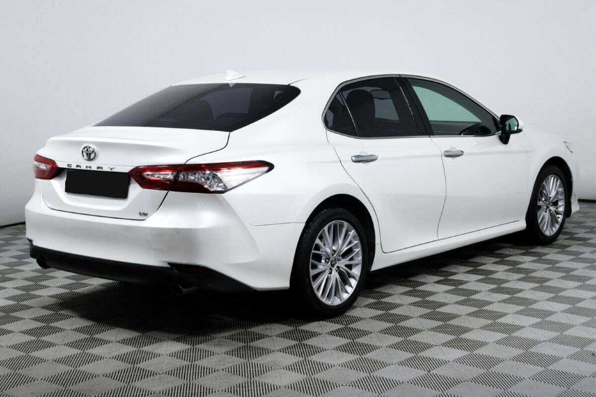 Купить Toyota Camry с пробегом. Фото: #4