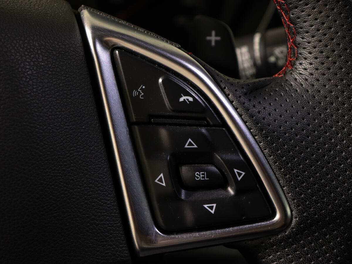 Купить Chevrolet Camaro с пробегом. Фото: #21