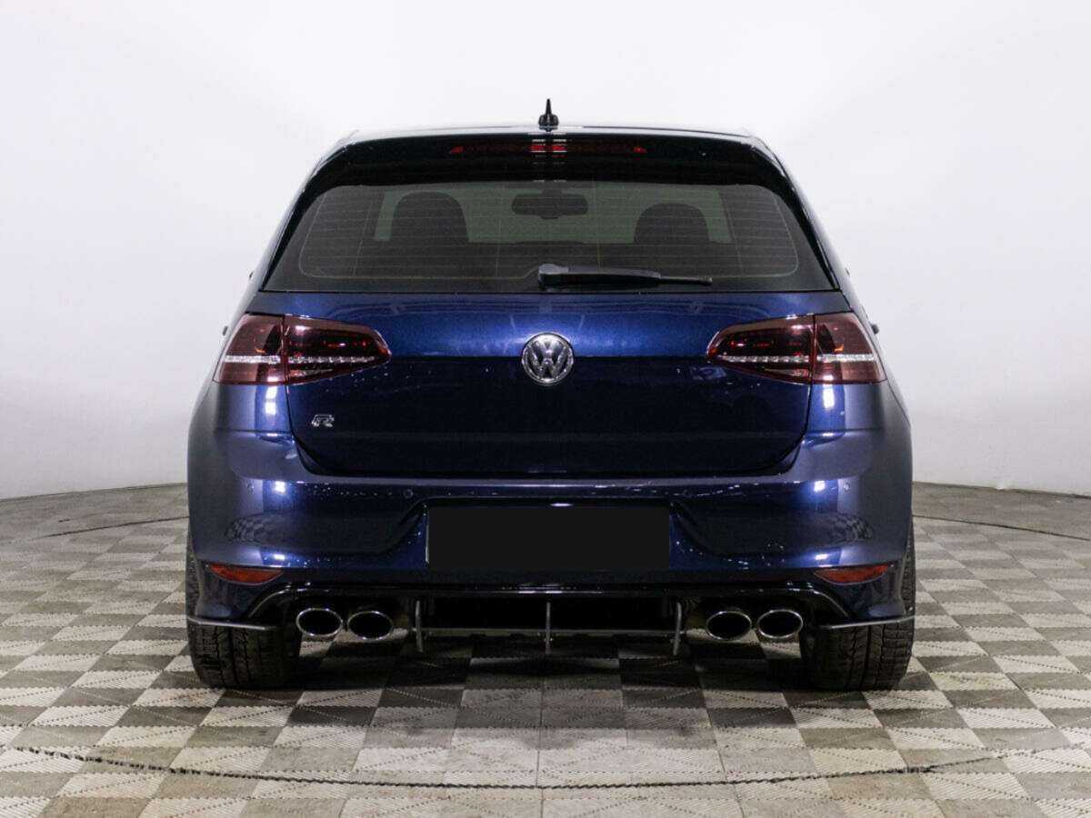 Купить Volkswagen Golf R с пробегом. Фото: #5