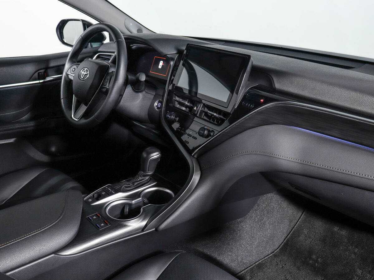 Купить Toyota Camry с пробегом. Фото: #7