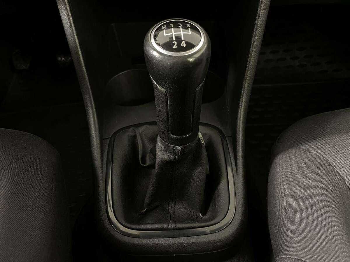 Купить Volkswagen Polo с пробегом. Фото: #10