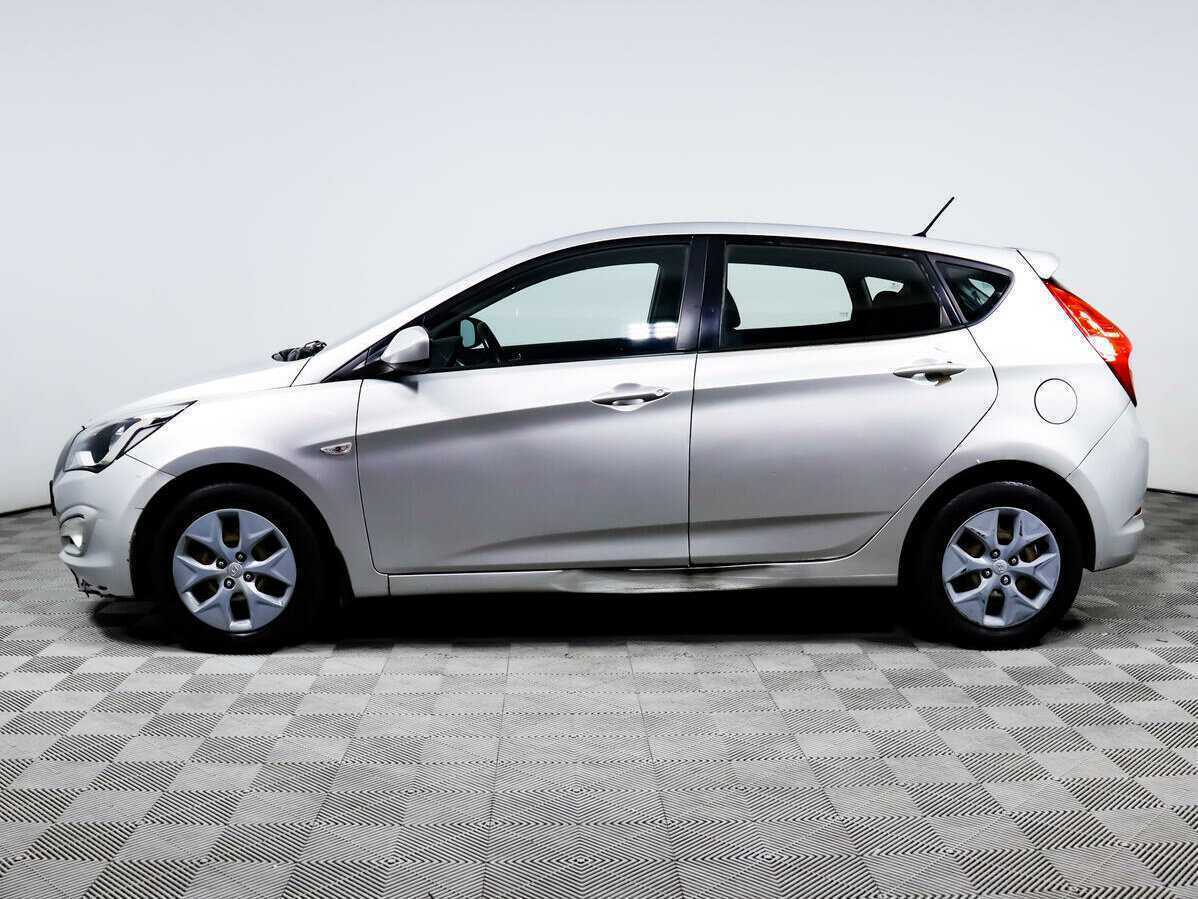 Купить Hyundai Solaris с пробегом. Фото: #7