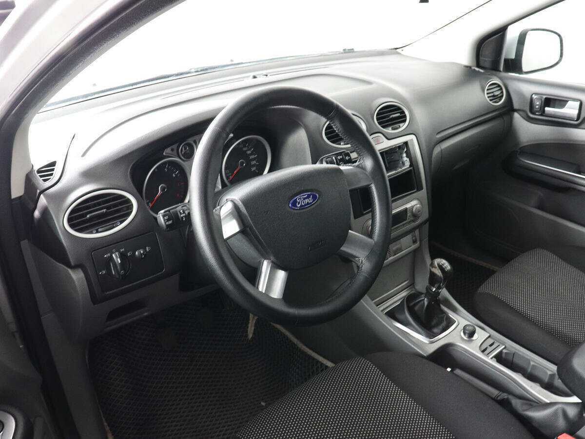Купить Ford Focus с пробегом. Фото: #8