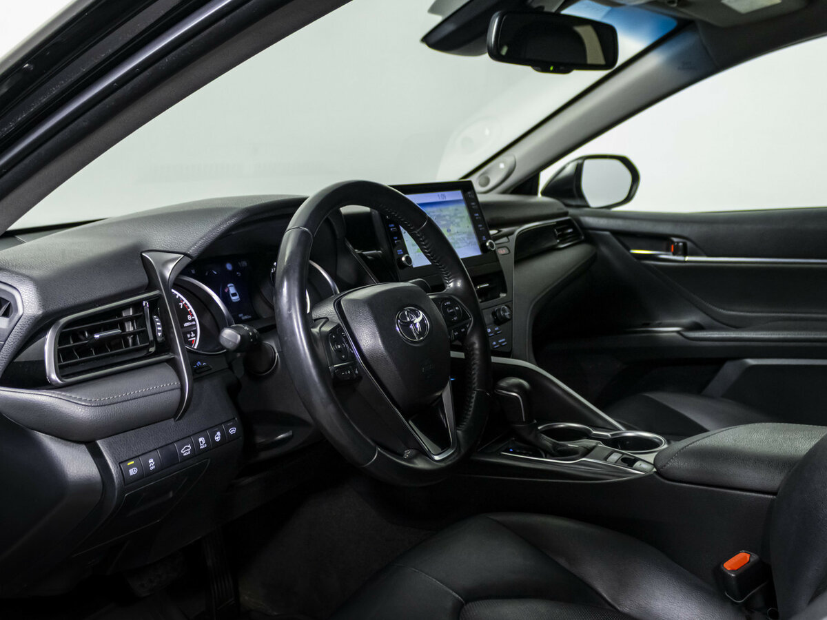Купить Toyota Camry с пробегом. Фото: #8