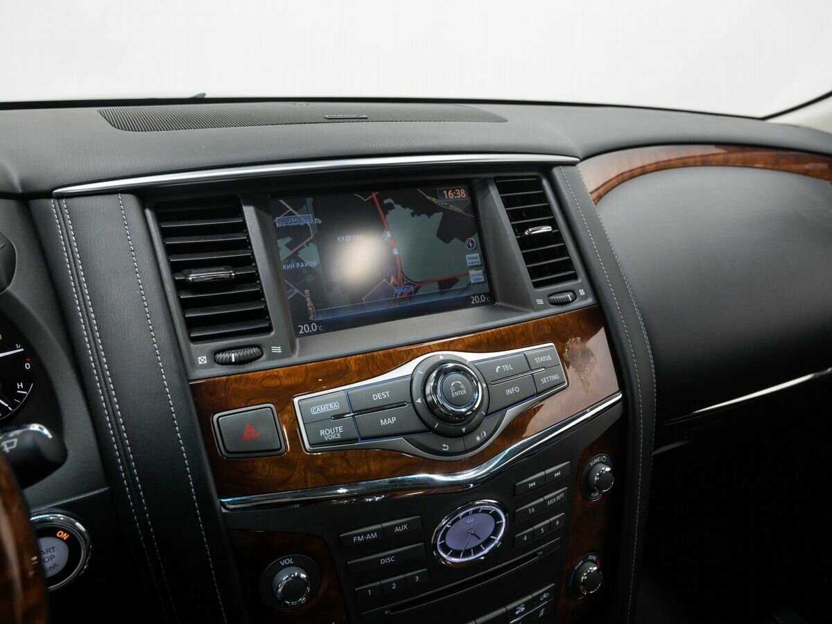 Купить Infiniti QX80 с пробегом. Фото: #26