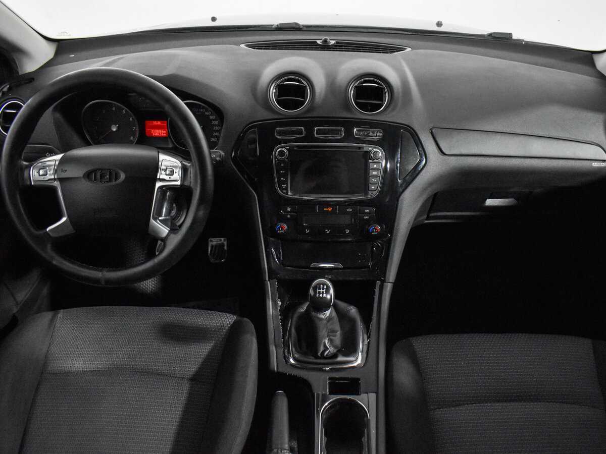 Купить Ford Mondeo с пробегом. Фото: #12