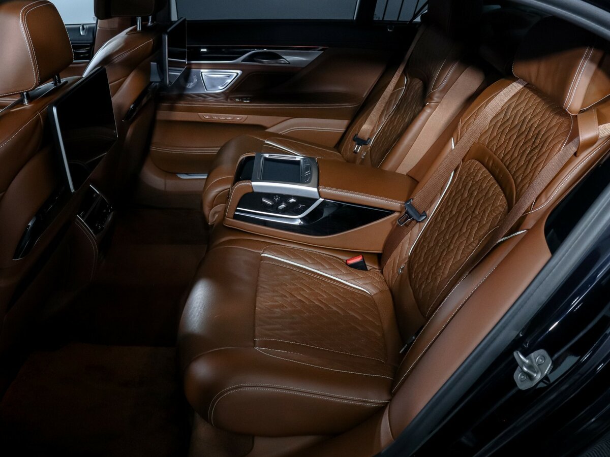 Купить BMW 7 серии с пробегом. Фото: #7