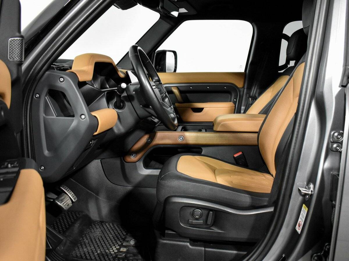 Купить Land Rover Defender с пробегом. Фото: #9