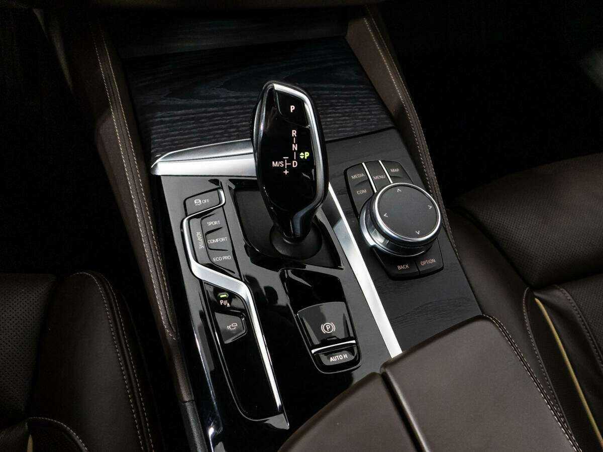 Купить BMW 5 серии с пробегом. Фото: #21