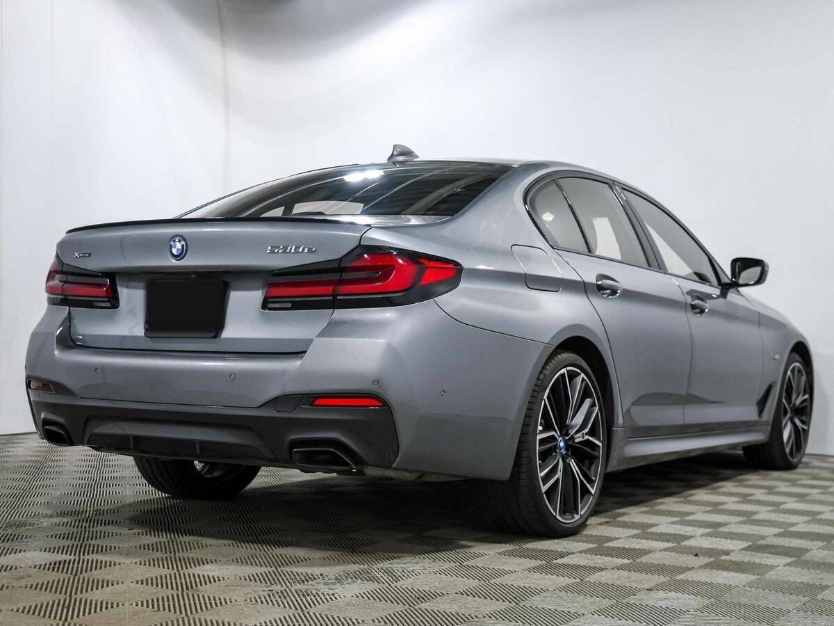 Купить BMW 5 серии с пробегом. Фото: #2