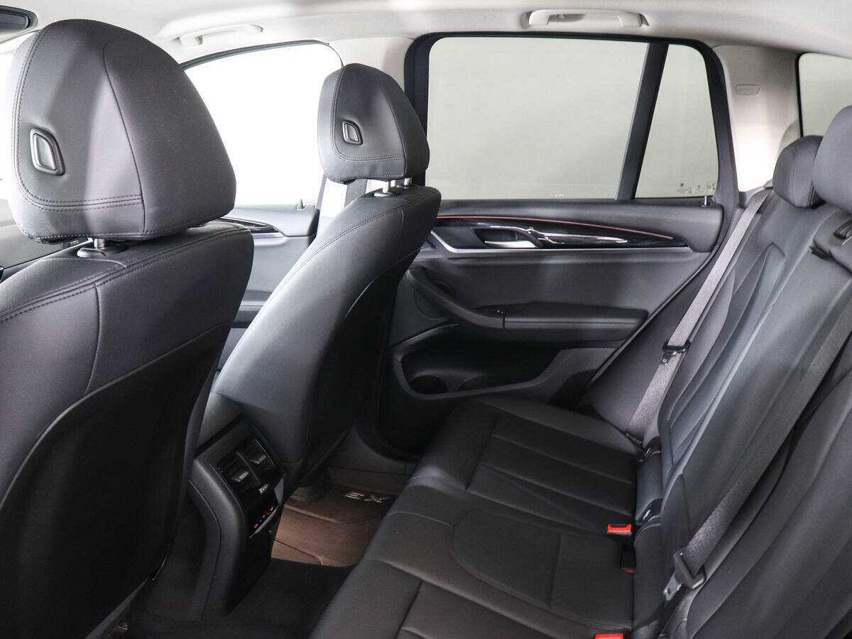 Купить BMW X3 с пробегом. Фото: #11