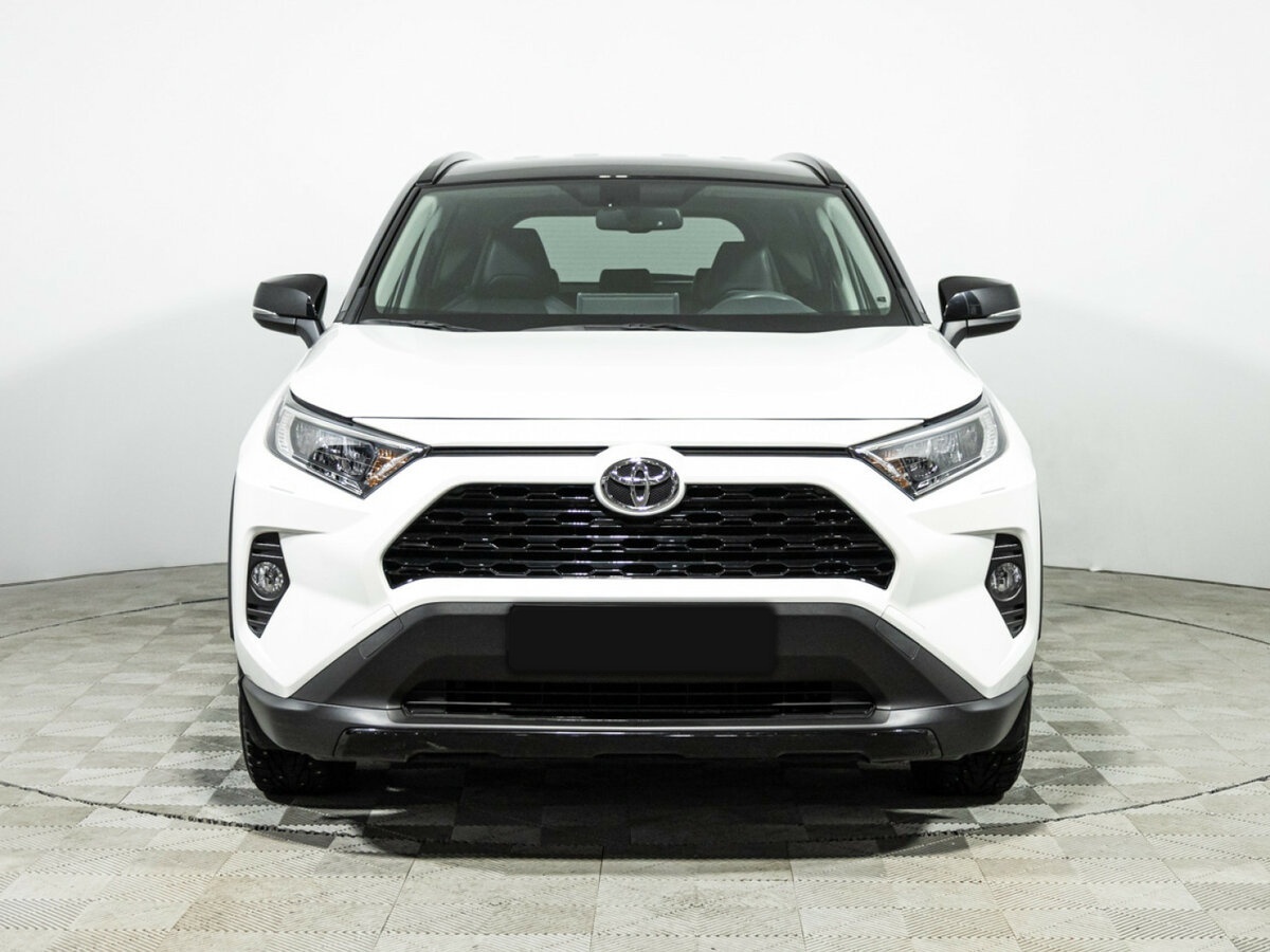 Купить Toyota RAV4 с пробегом. Фото: #1