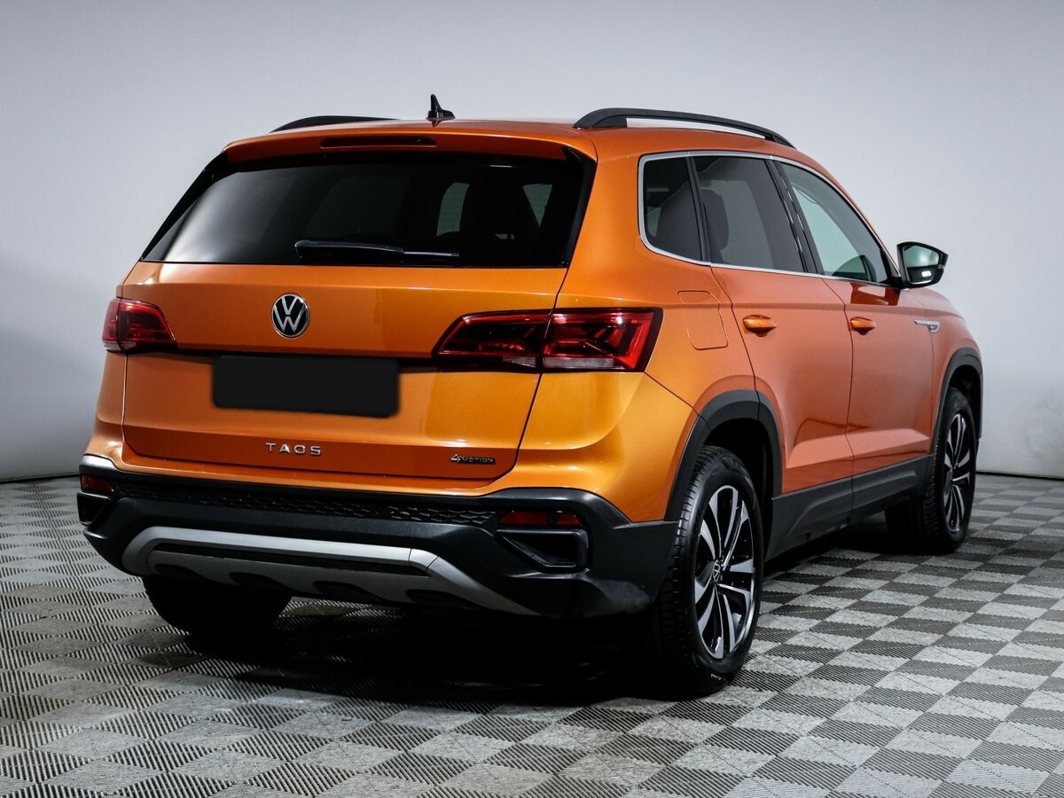 Купить Volkswagen Taos с пробегом. Фото: #3