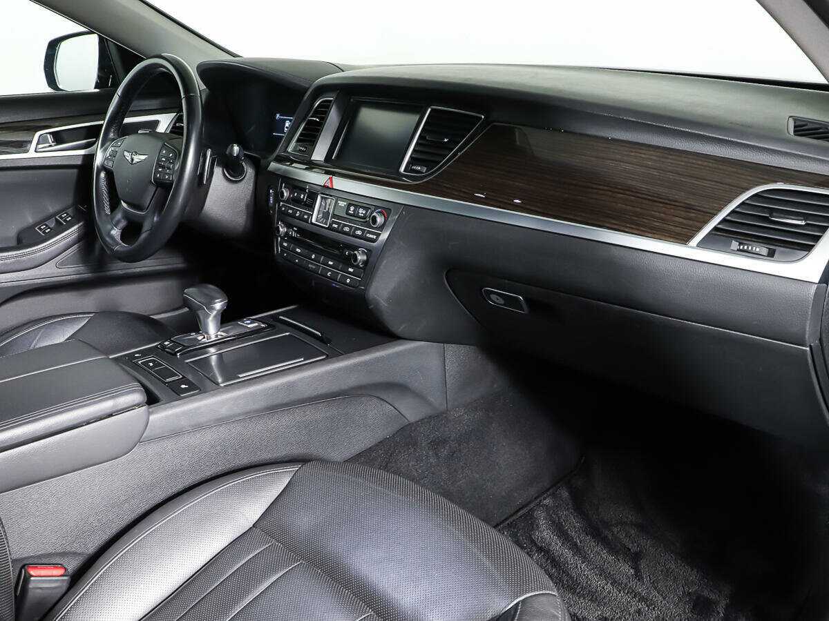 Купить Genesis G80 с пробегом. Фото: #8