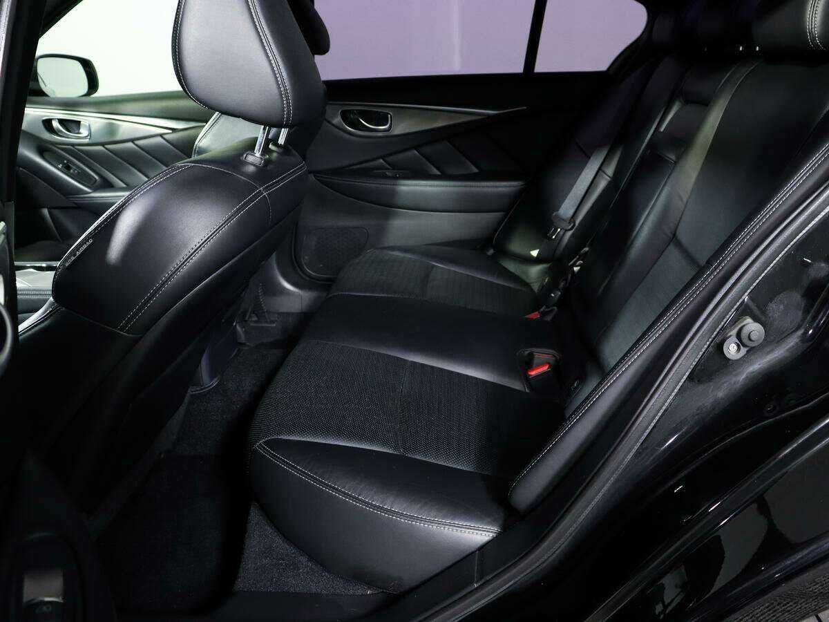 Купить Infiniti Q50 с пробегом. Фото: #7